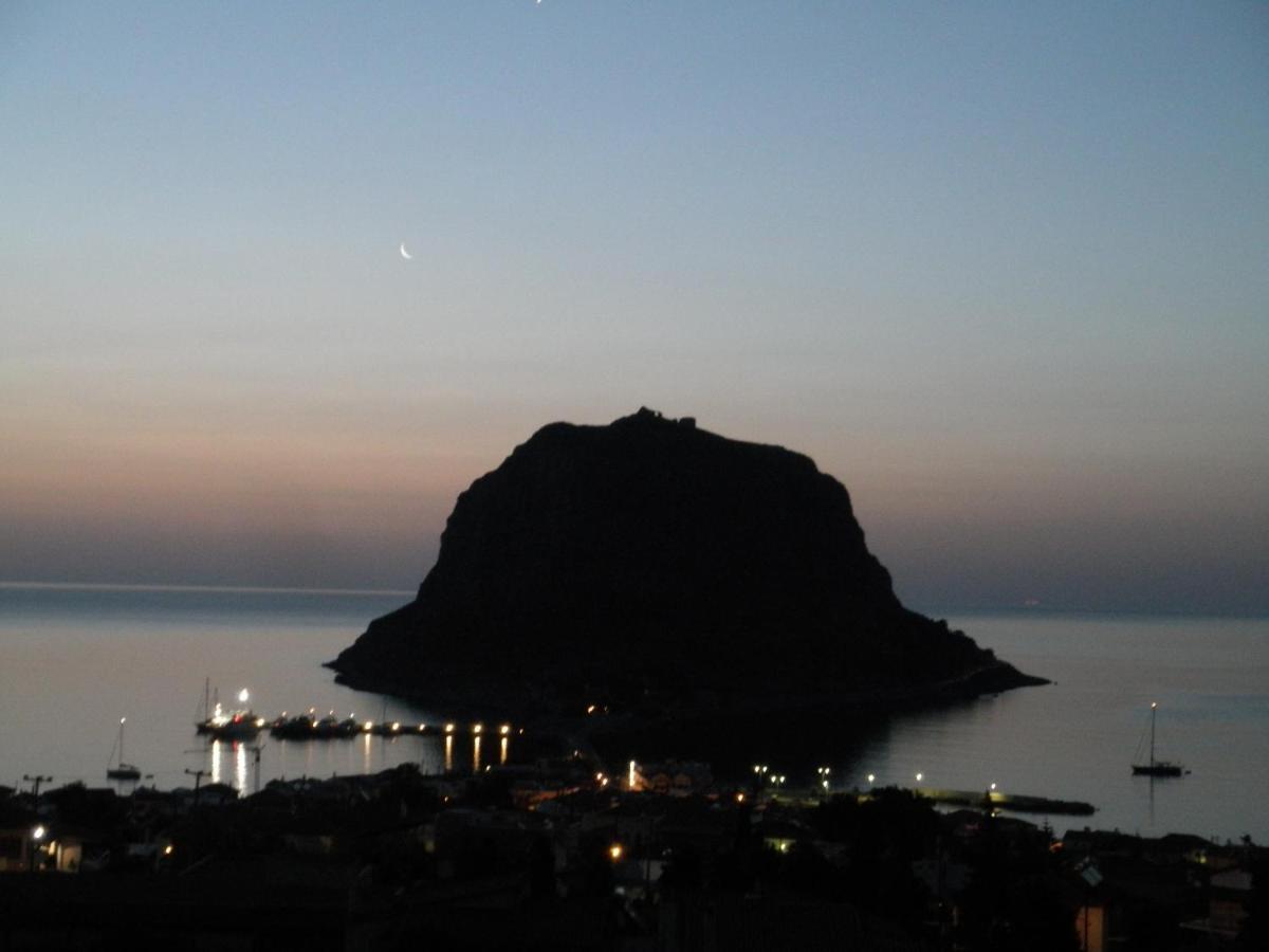 Villa Cazala Монемвазия Экстерьер фото
